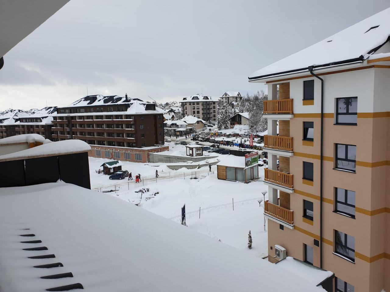 Apartman Dnd Zlatibor Sa Garazom Esterno foto